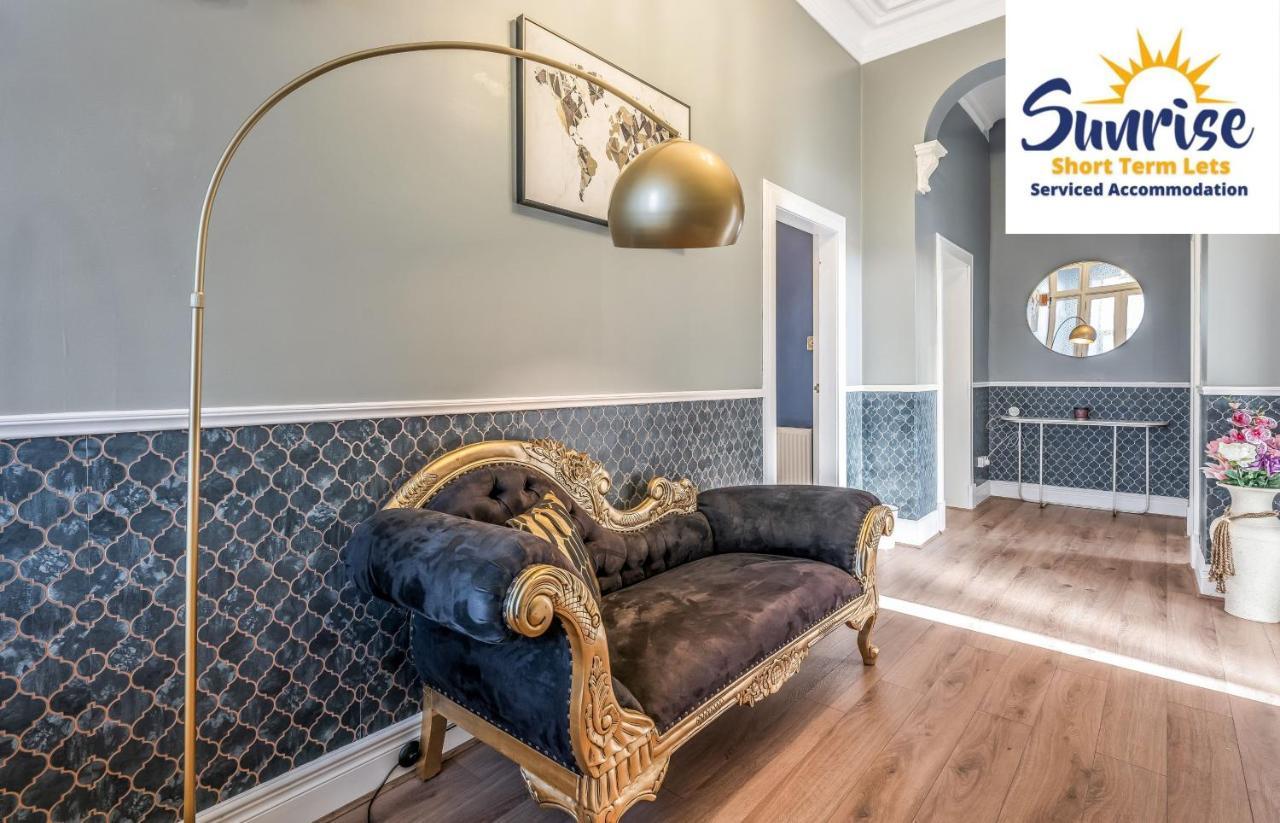 Presidential Apartment, Family Home, Luxury Bedrooms, 2 Rooms, 1 King Bed, 2 Single Beds, Free Wifi, Free Parking, Tourists, Business Travelers, Relocation, Beautiful River Views, - Long Stays, Invoice And Reduced Price Are Only Via Sunrise Short Let Dundee Exterior photo