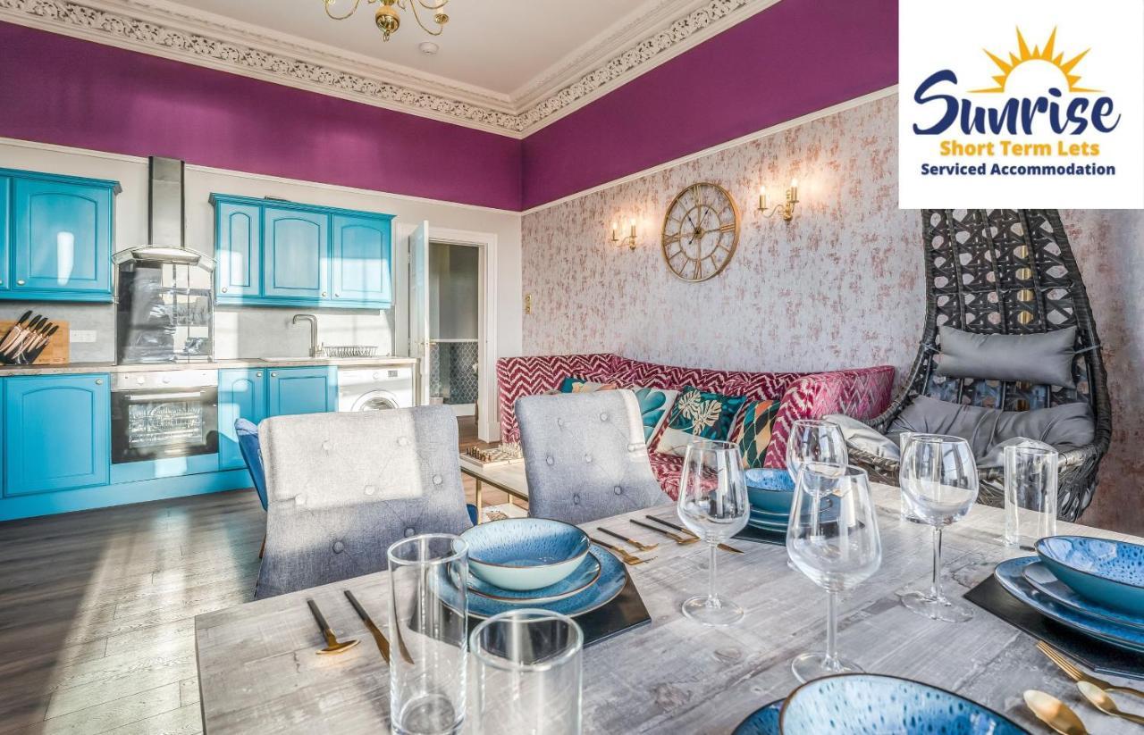 Presidential Apartment, Family Home, Luxury Bedrooms, 2 Rooms, 1 King Bed, 2 Single Beds, Free Wifi, Free Parking, Tourists, Business Travelers, Relocation, Beautiful River Views, - Long Stays, Invoice And Reduced Price Are Only Via Sunrise Short Let Dundee Exterior photo