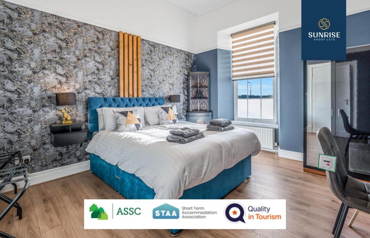 Presidential Apartment, Family Home, Luxury Bedrooms, 2 Rooms, 1 King Bed, 2 Single Beds, Free Wifi, Free Parking, Tourists, Business Travelers, Relocation, Beautiful River Views, - Long Stays, Invoice And Reduced Price Are Only Via Sunrise Short Let Dundee Exterior photo